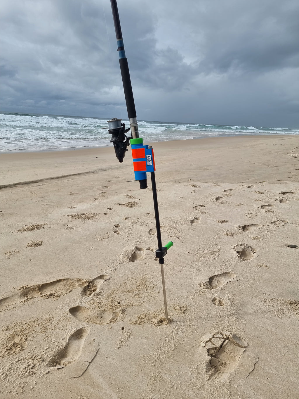 stainless steel and fibreglass fishing pole holder with sand spike  green